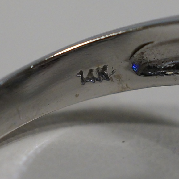14KW Gold Genuine Sapphire & Diamond Ring - Picture 6 of 7